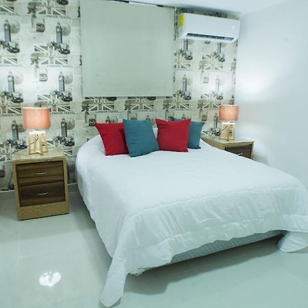 Malecon Premium Rooms & Hotel ซานโตโดมิงโก ภายนอก รูปภาพ