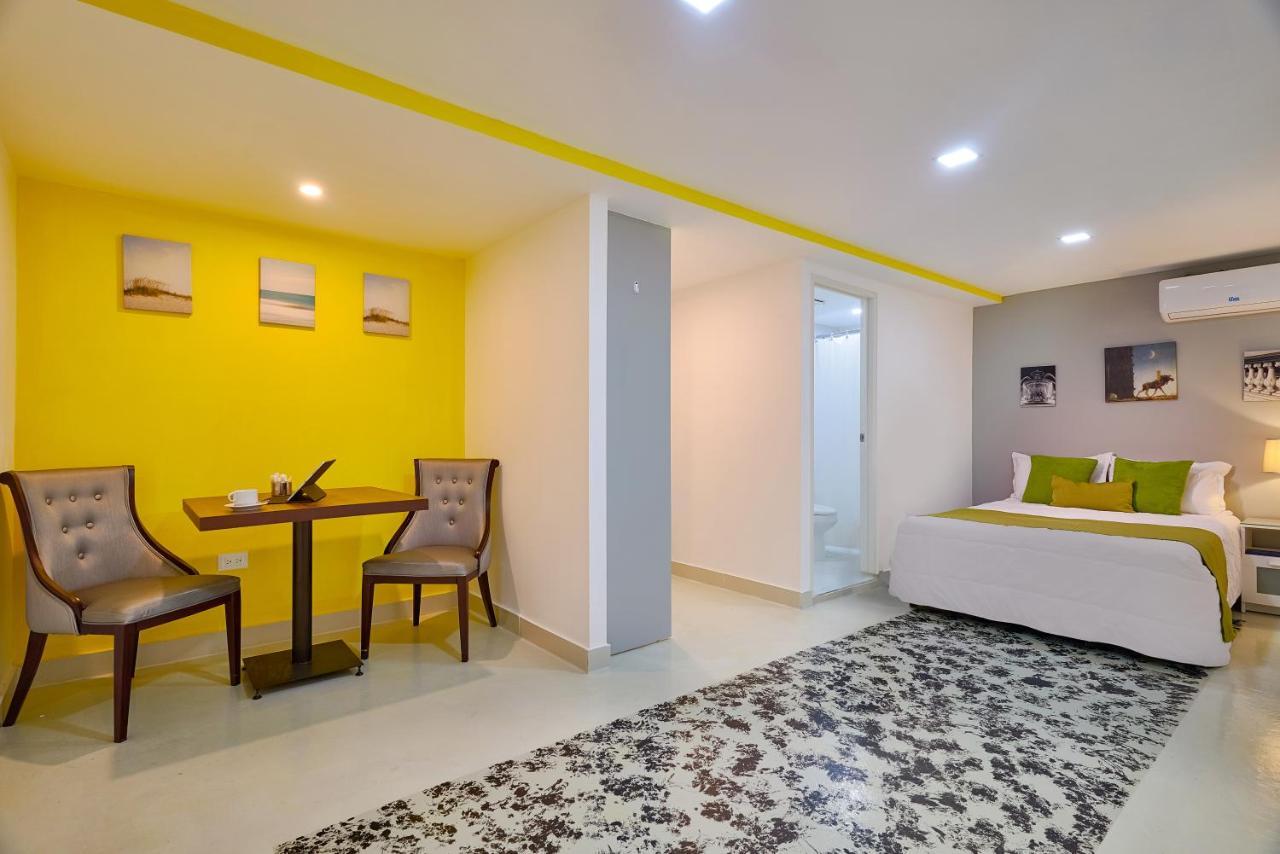 Malecon Premium Rooms & Hotel ซานโตโดมิงโก ภายนอก รูปภาพ