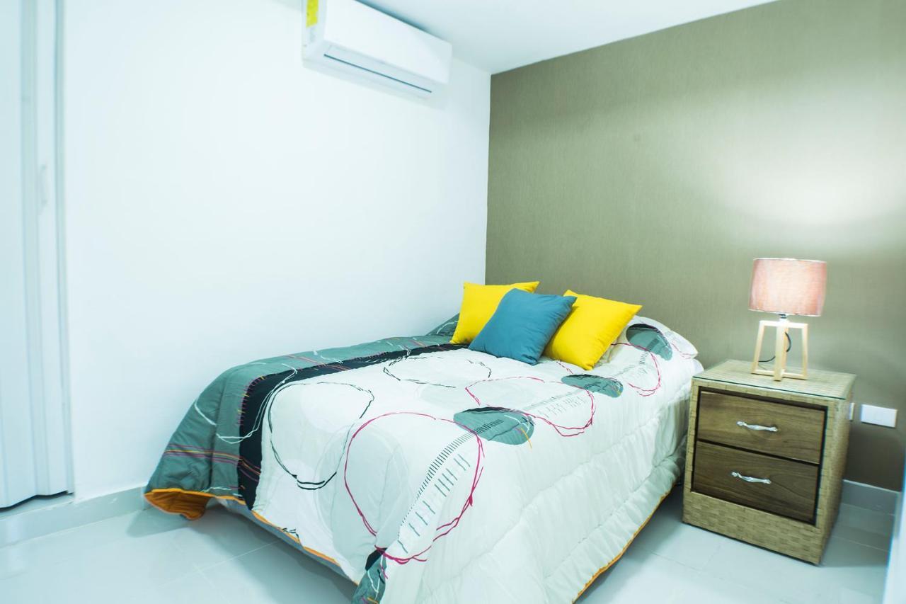 Malecon Premium Rooms & Hotel ซานโตโดมิงโก ภายนอก รูปภาพ